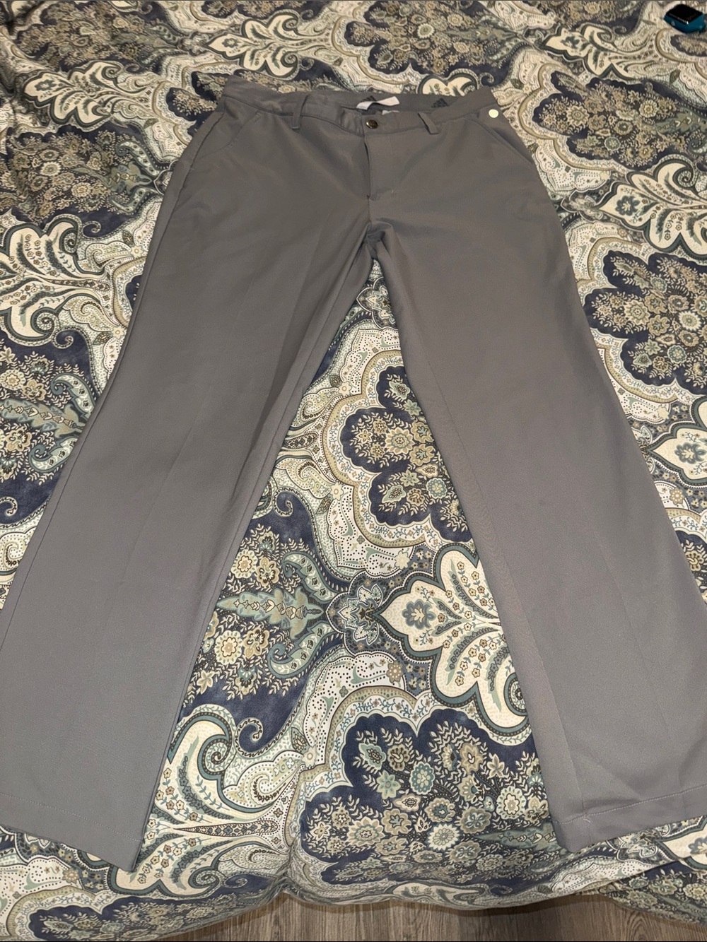 Adidas Gray Golf Straight-Leg Pants size 32/30